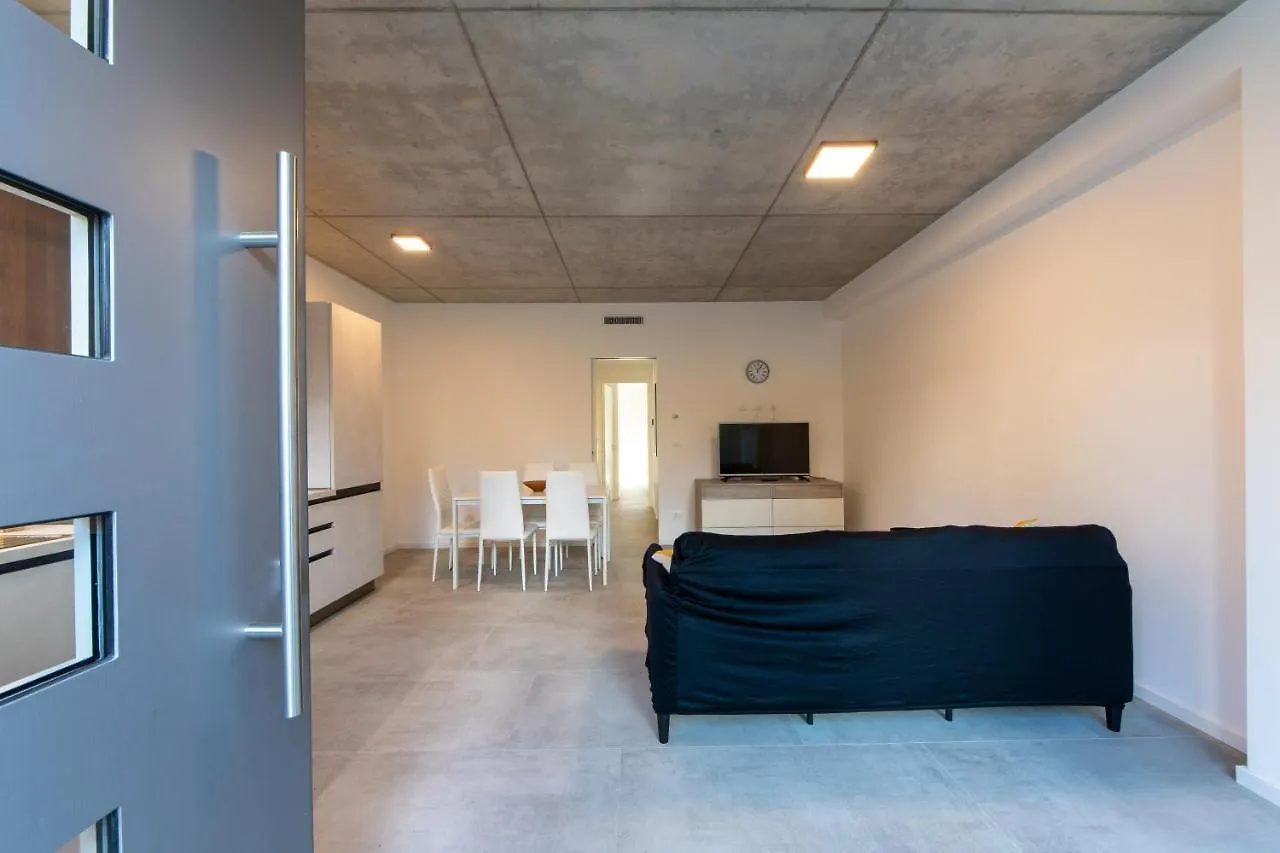 Housmart Toscana 53 White Μπολόνια