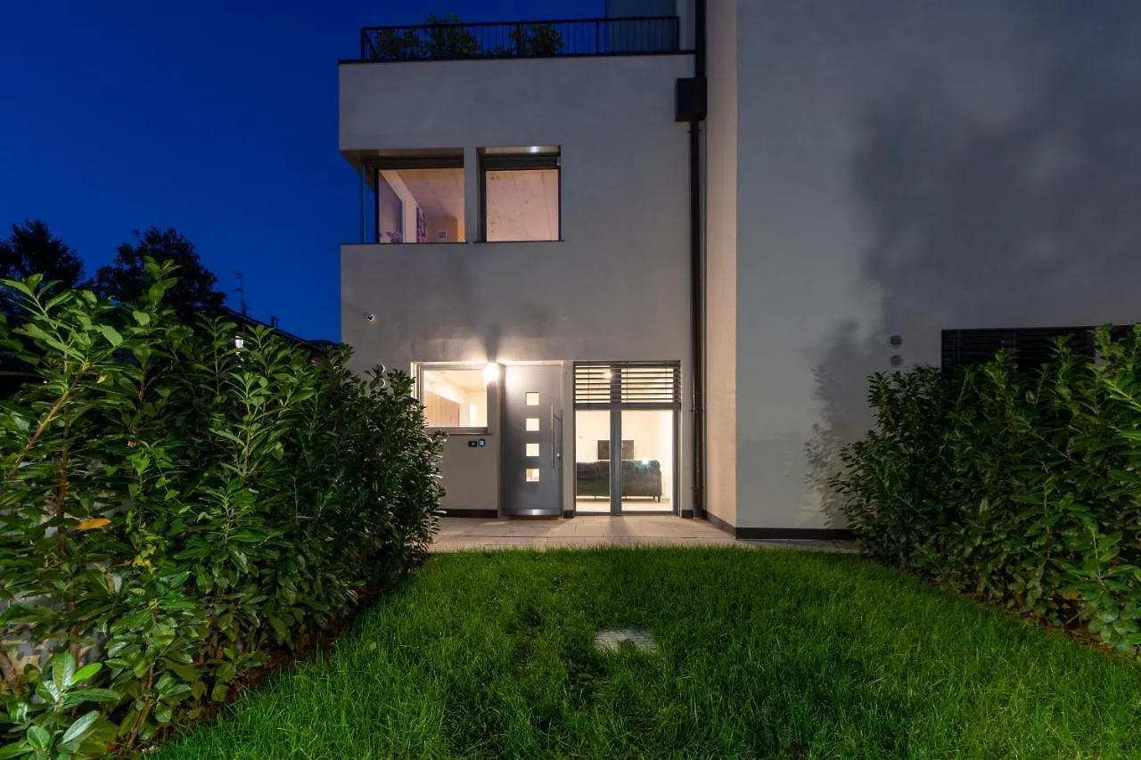 Housmart Toscana 53 White Bologna Italia