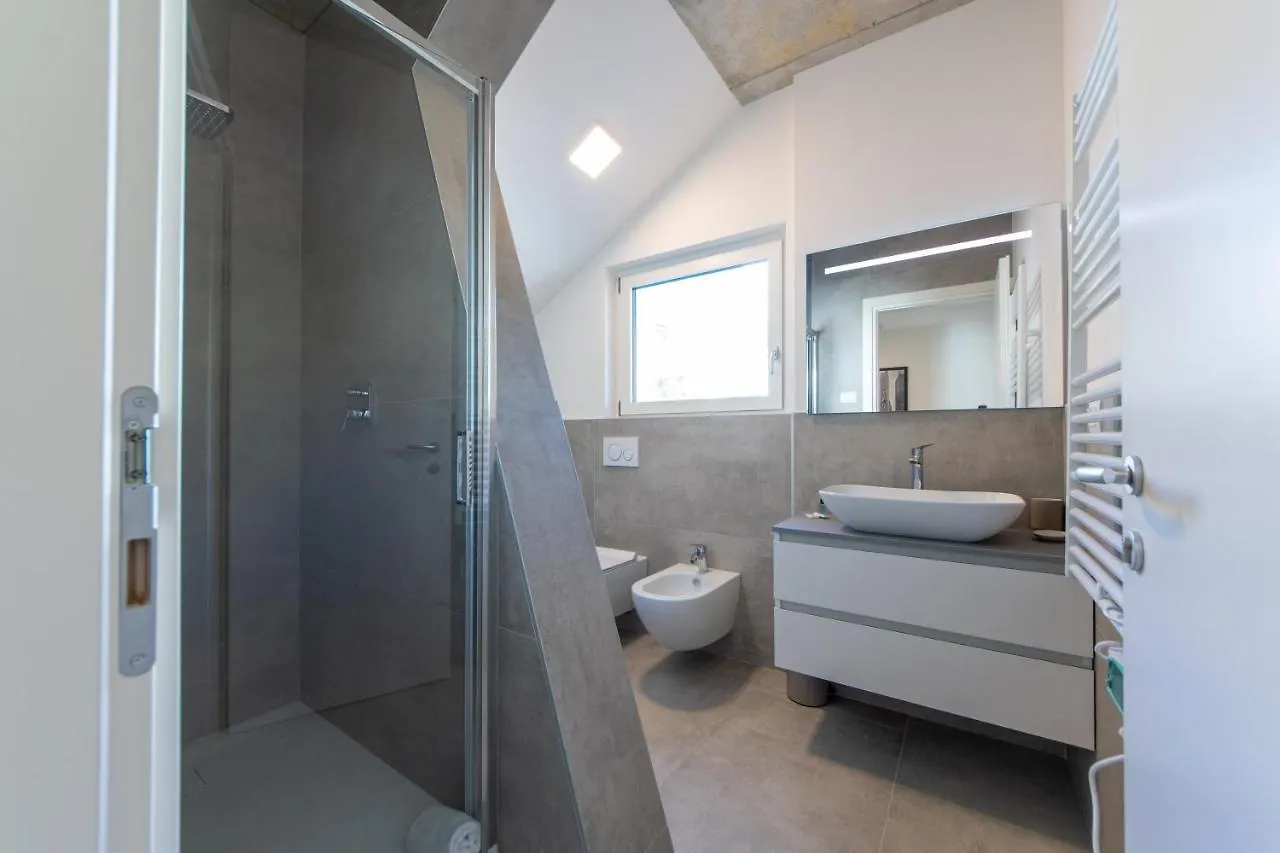 Housmart Toscana 53 White Bologna